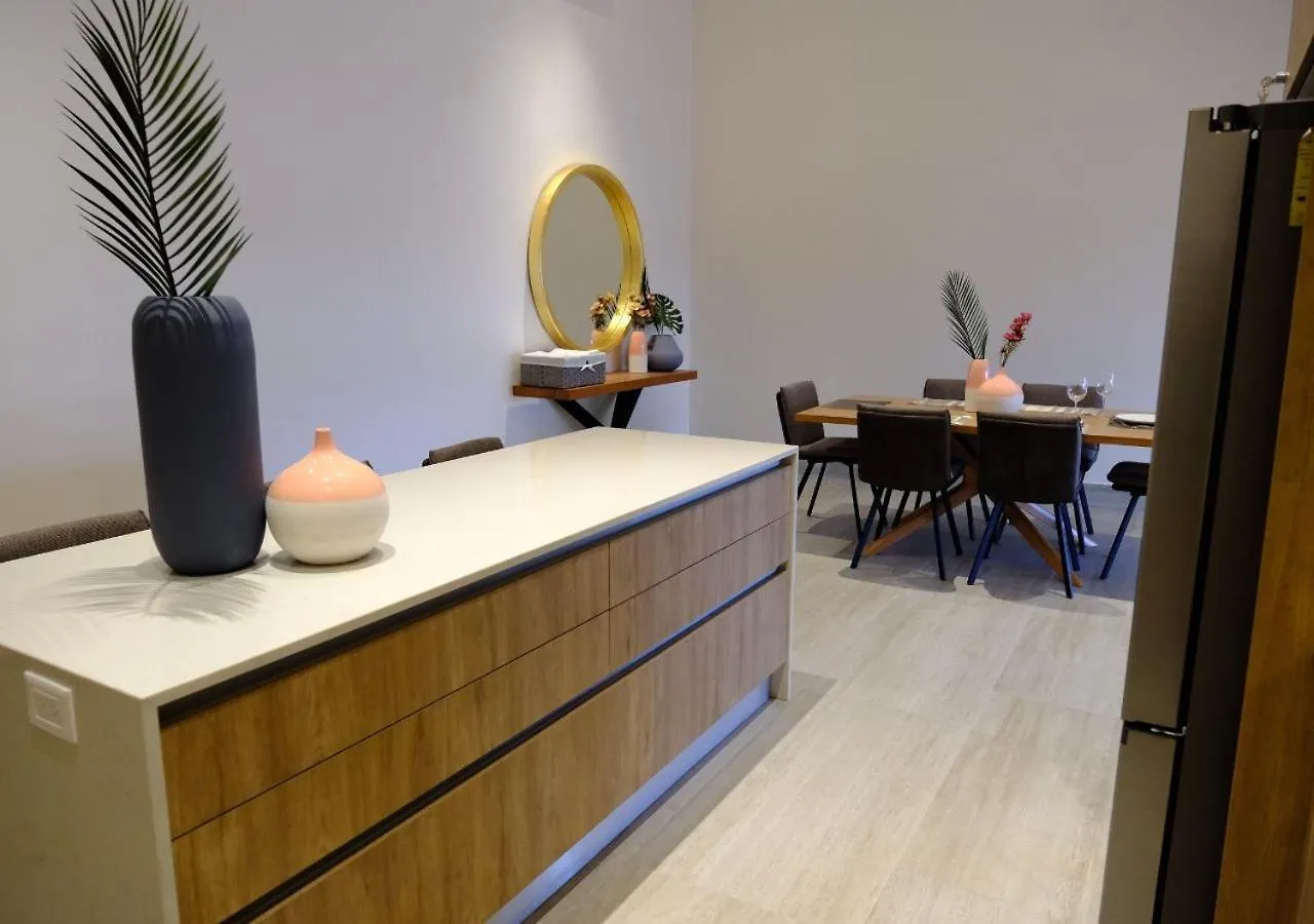 Cumbres Gardens Cancun Apartment