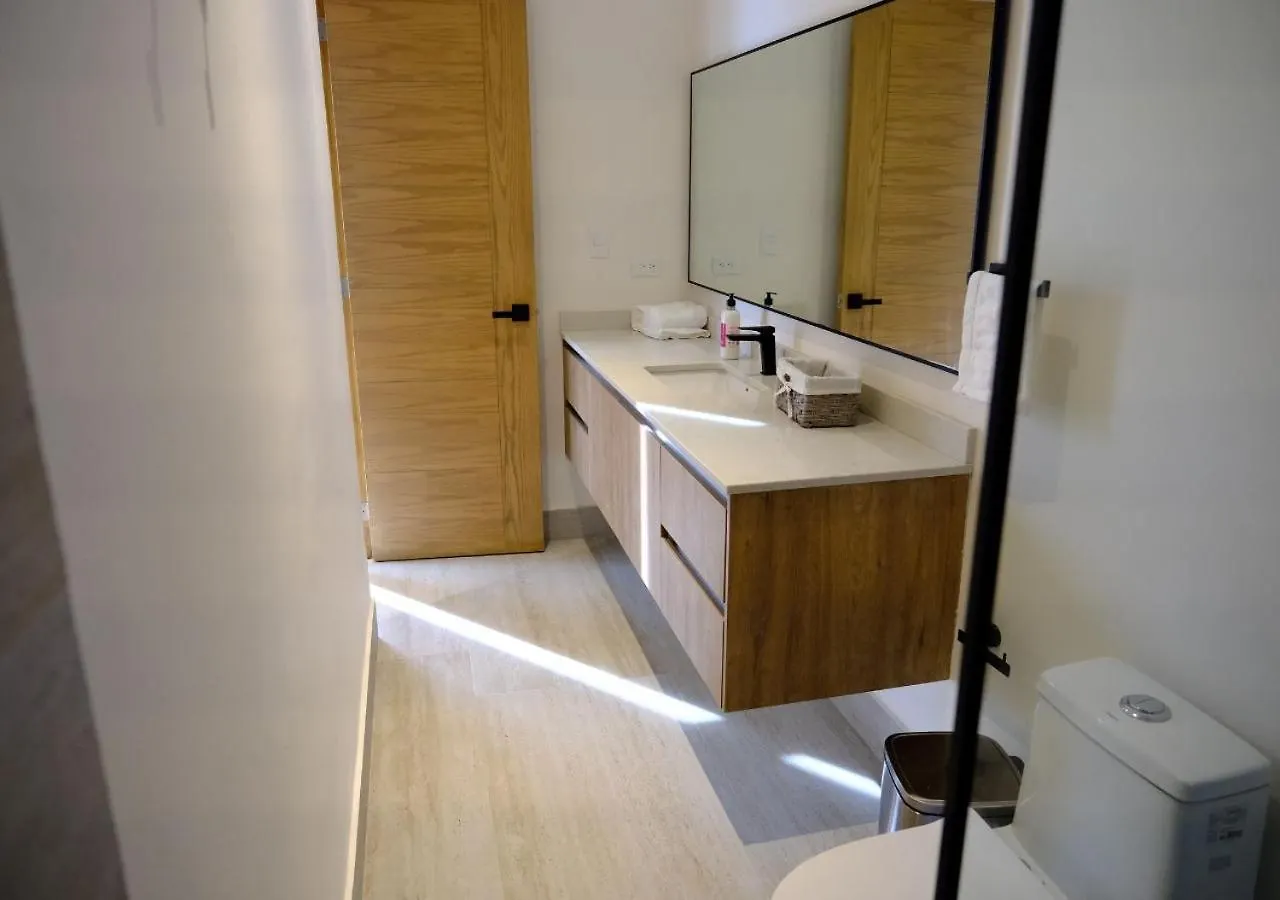 Cumbres Gardens Cancún Apartment